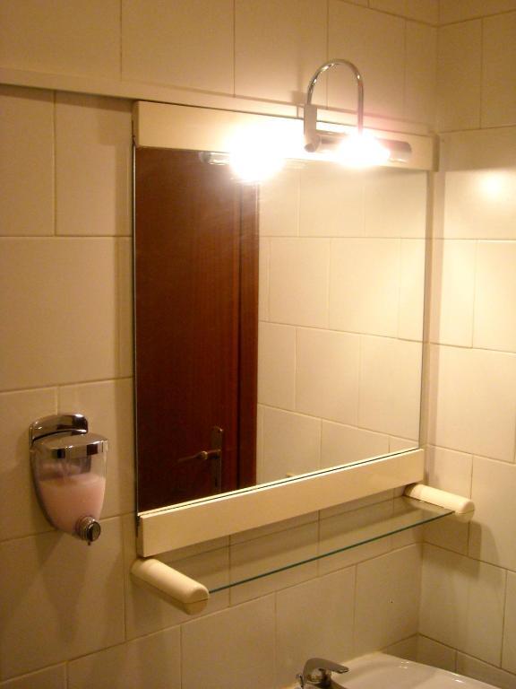 Hotel New Baby Caserta Habitación foto