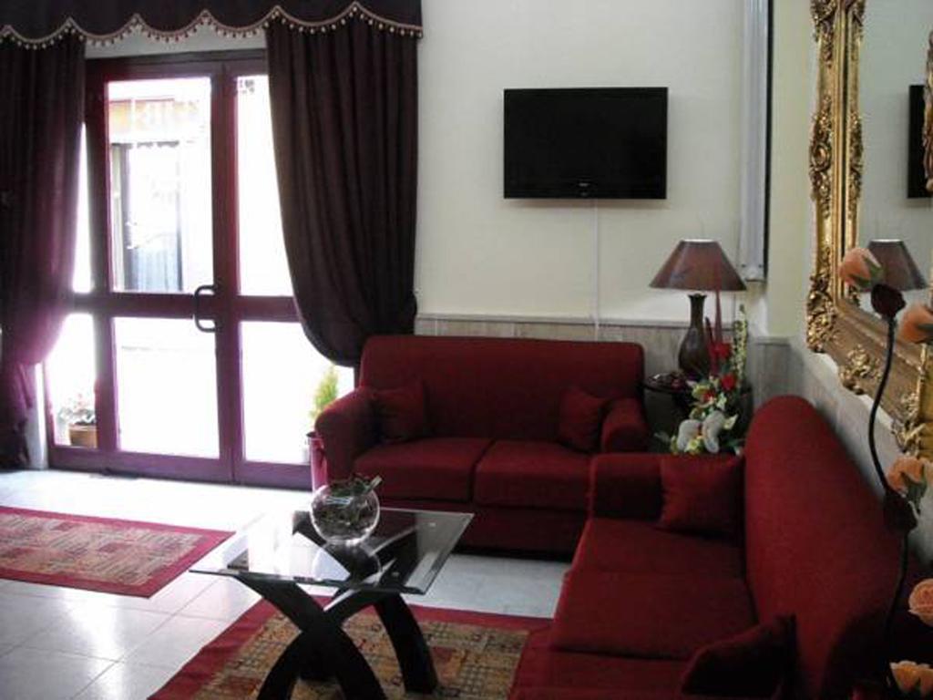 Hotel New Baby Caserta Exterior foto